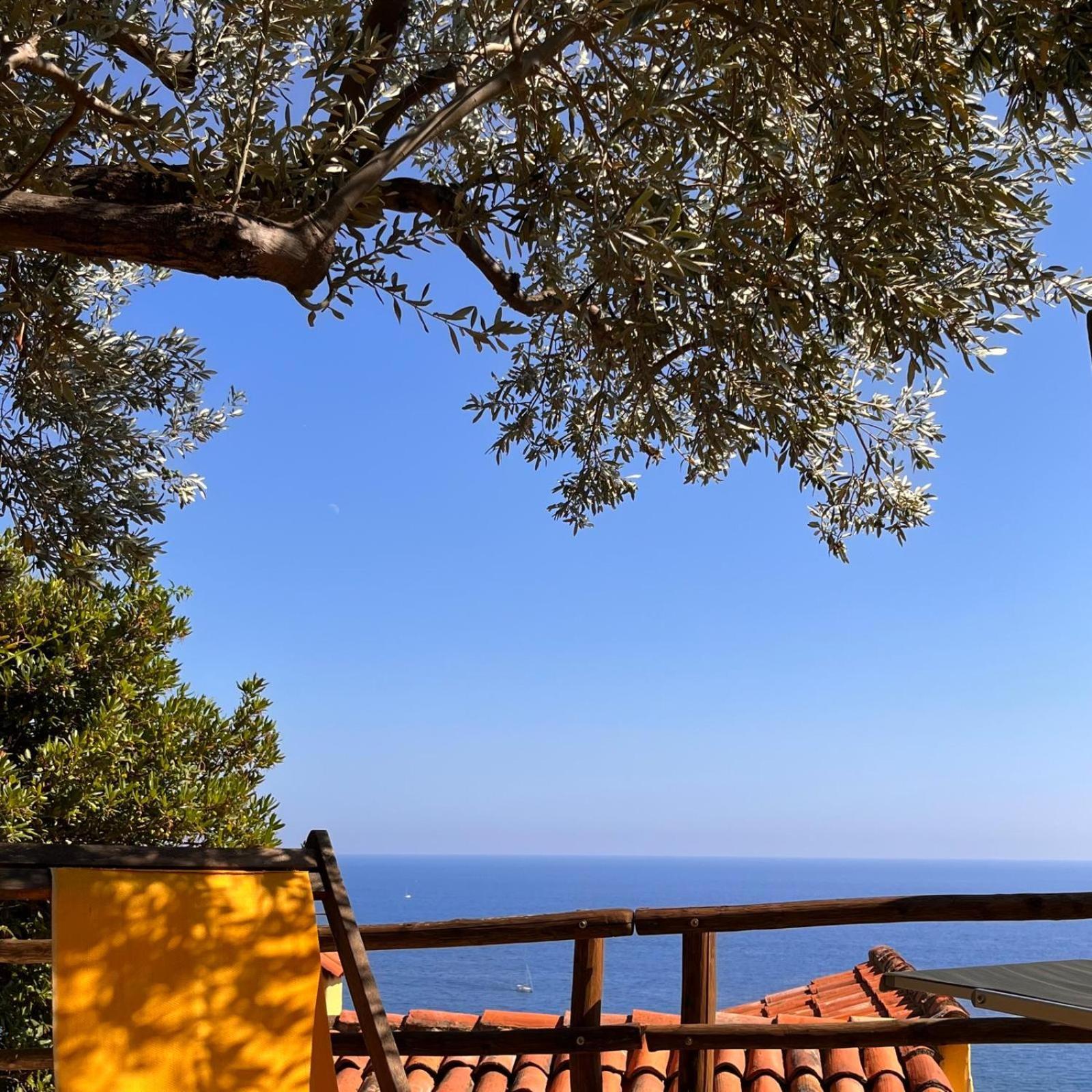 Lo Scoglio Apartment فاريغوتي المظهر الخارجي الصورة