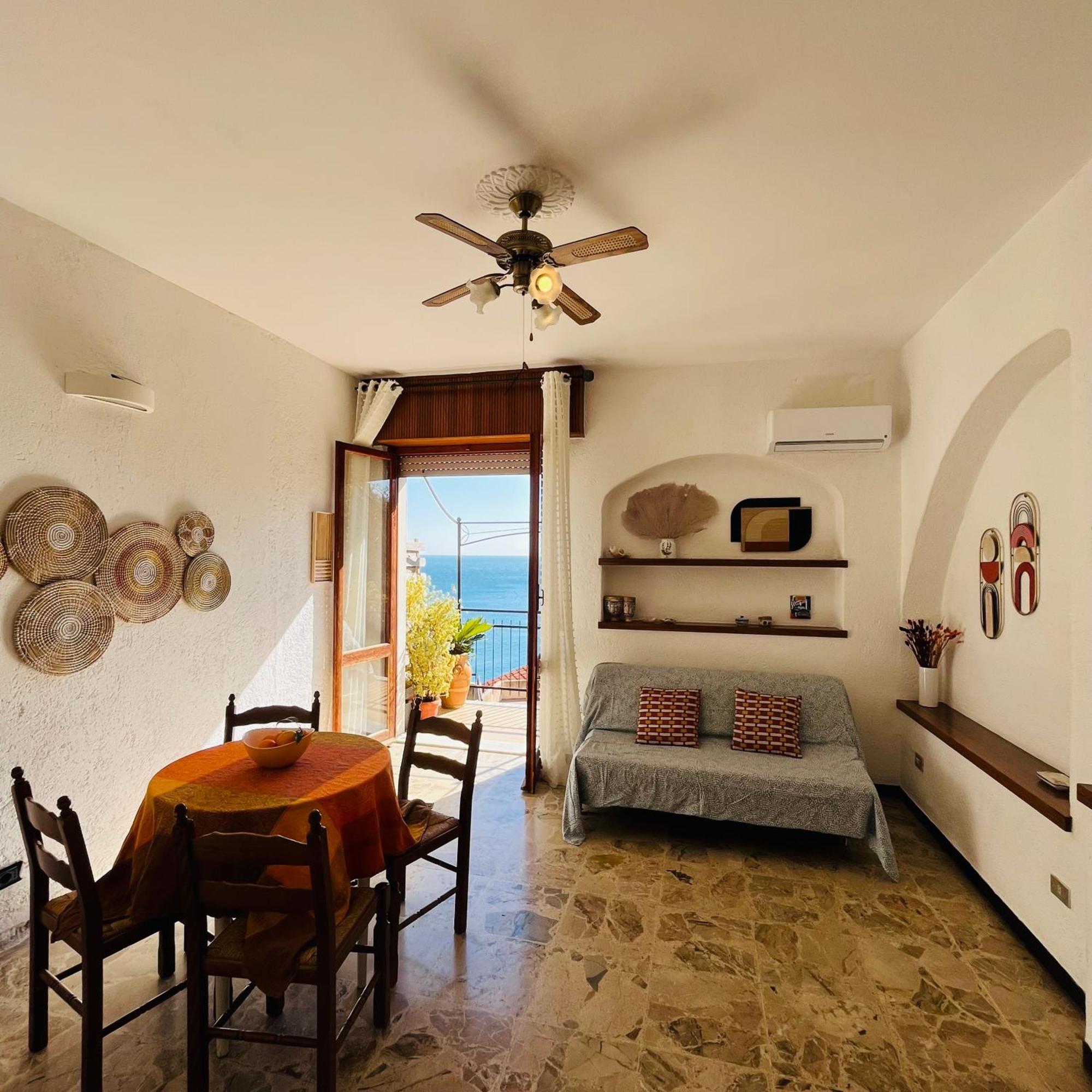 Lo Scoglio Apartment فاريغوتي المظهر الخارجي الصورة